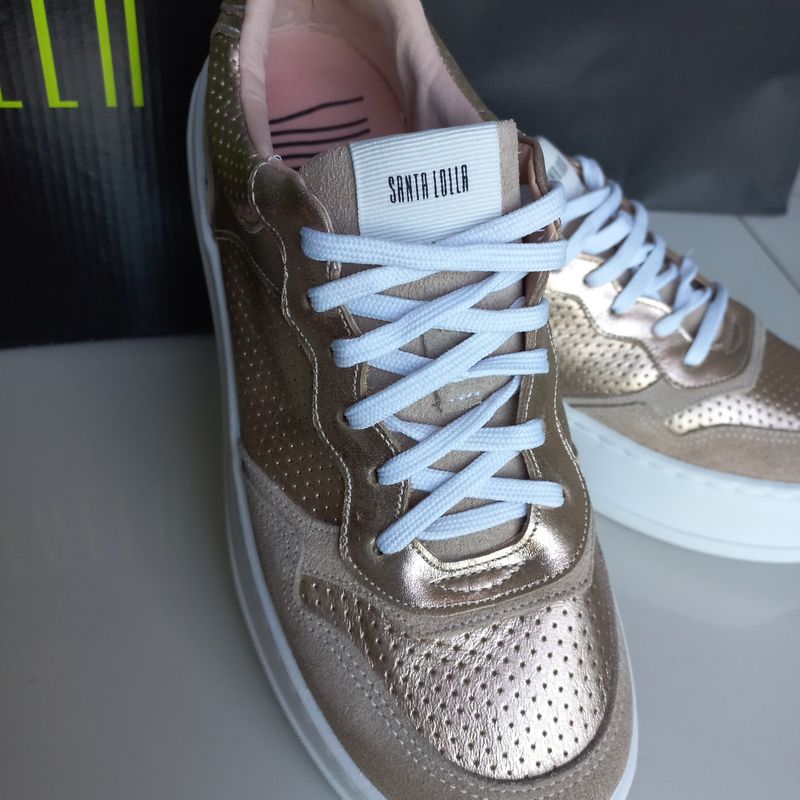 Tenis dourado santa store lolla