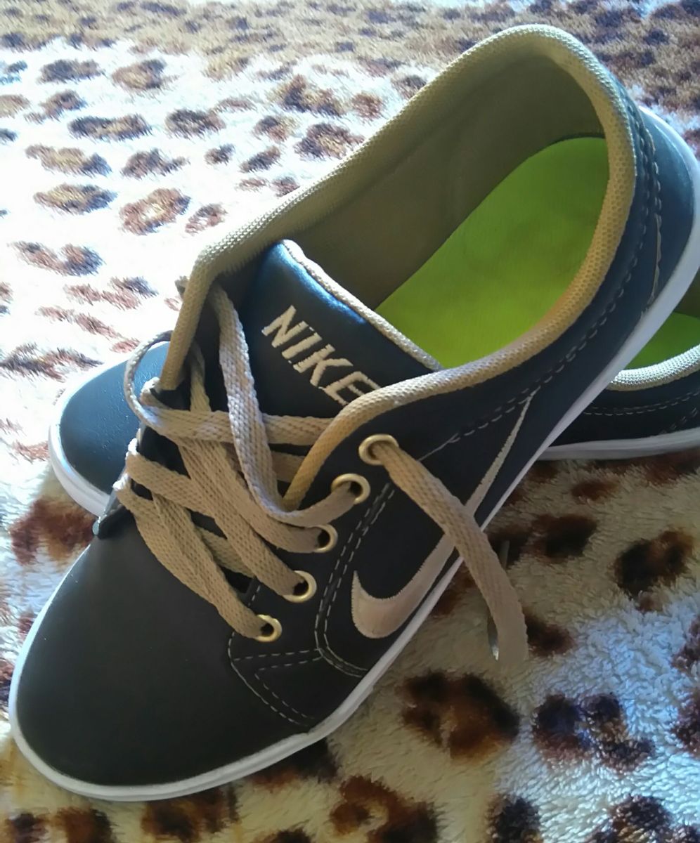 tenis nike feminino tipo sapatilha
