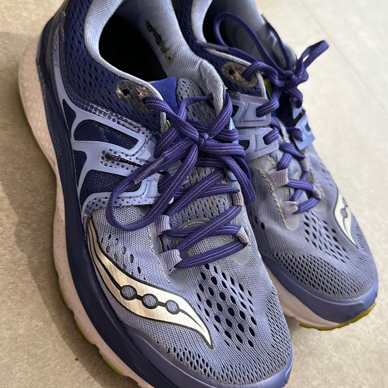 Saucony hurricane store iso purpura