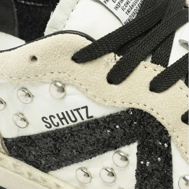Tênis Schutz St-001 com Tachas | Schutz Nunca Usado 108059763 | enjoei