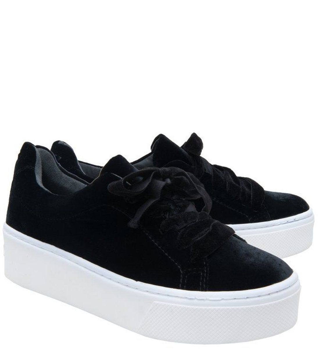 tenis feminino preto veludo