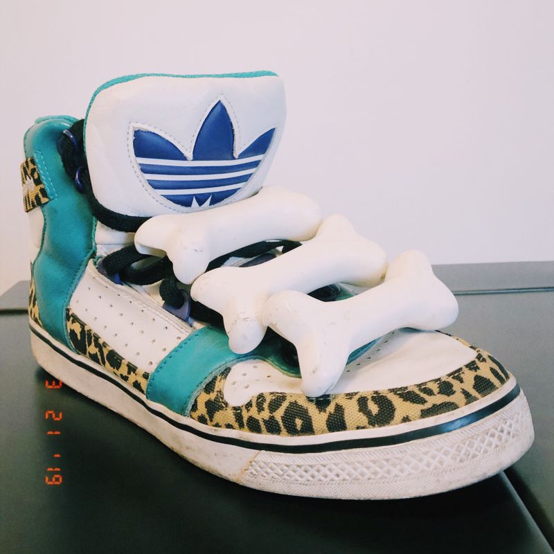 Adidas jeremy scott best sale bones