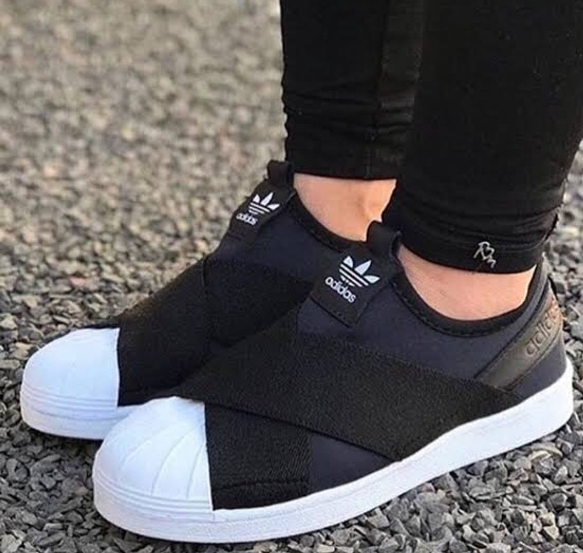 adidas preto com elástico