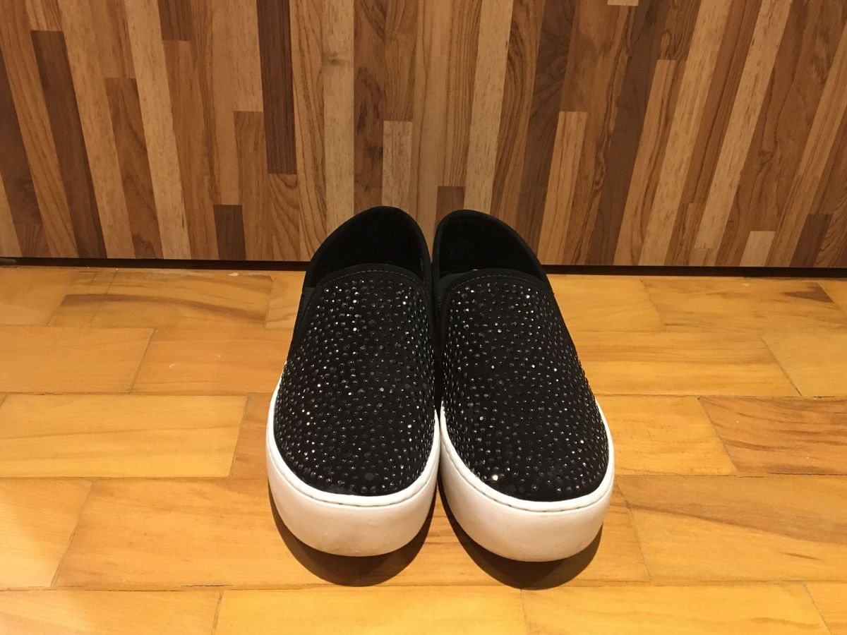 corello tenis slip on