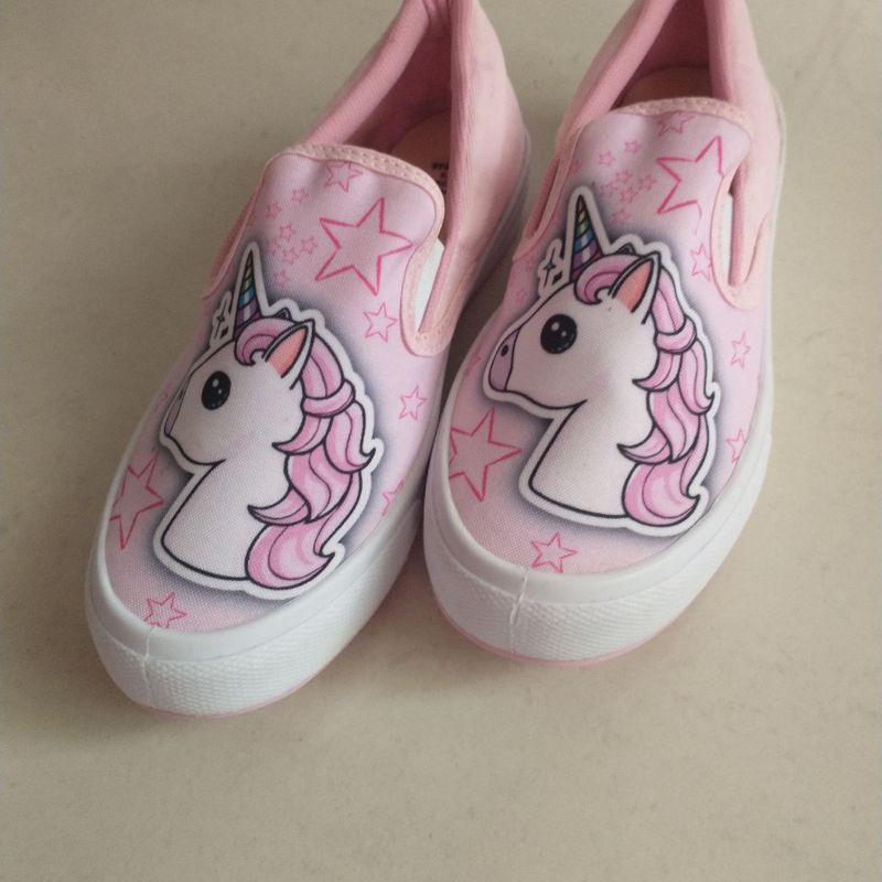 Calcado store infantil unicornio