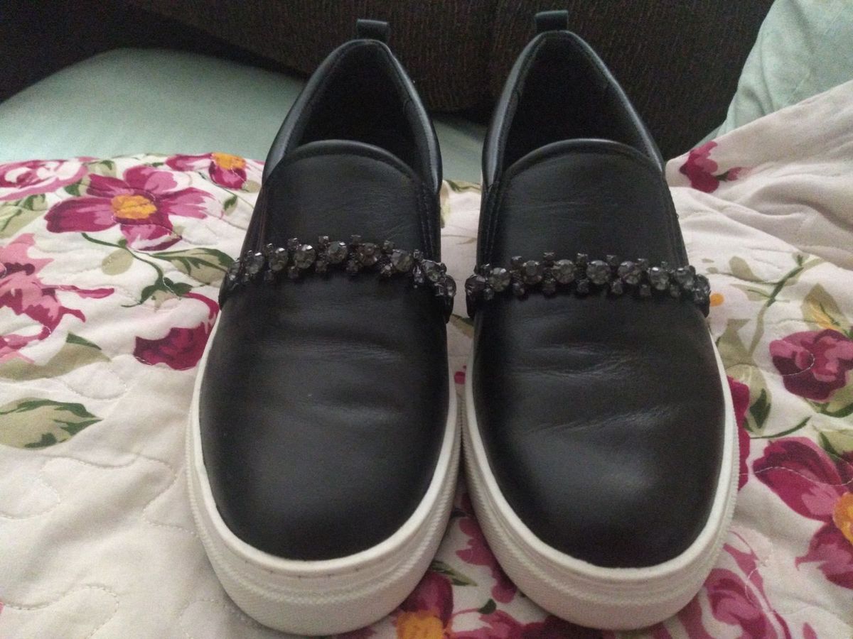 slip on preto sola alta