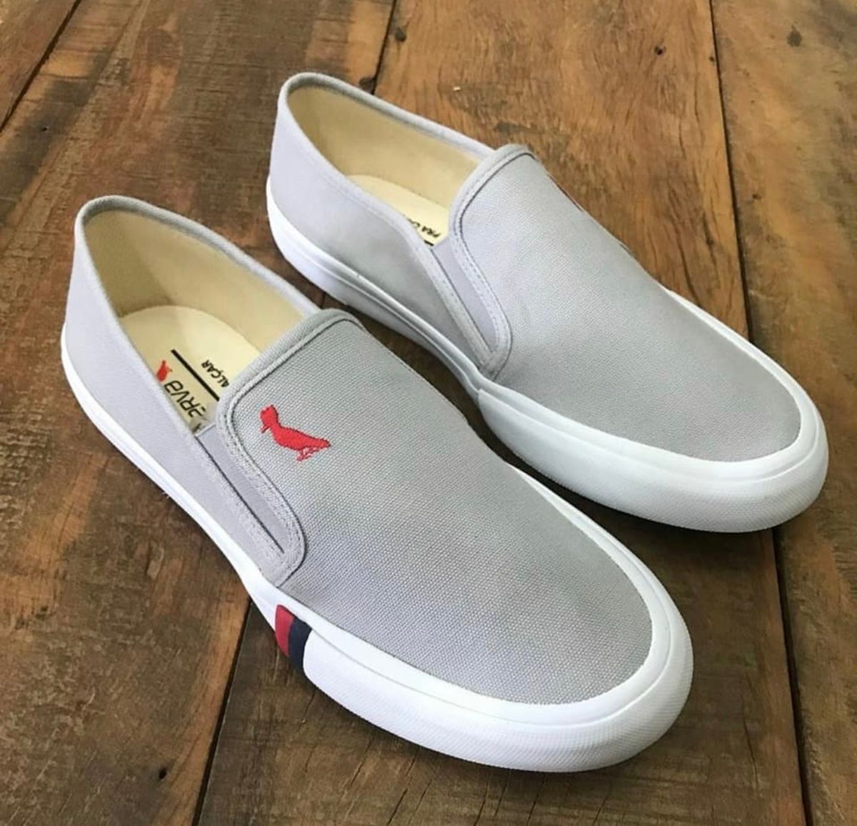 slip on cinza masculino