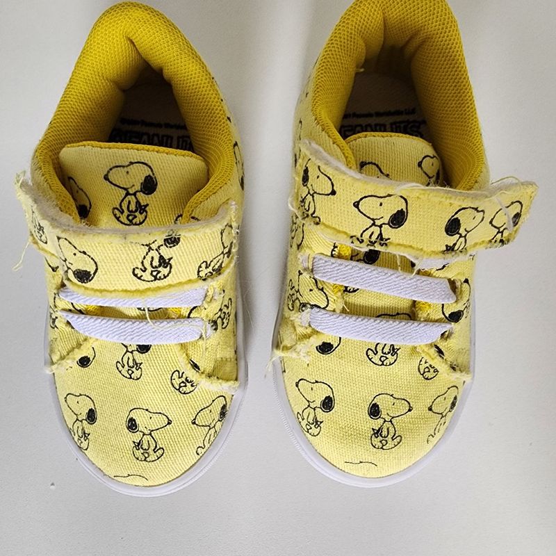 Tenis best sale snoopy dafiti