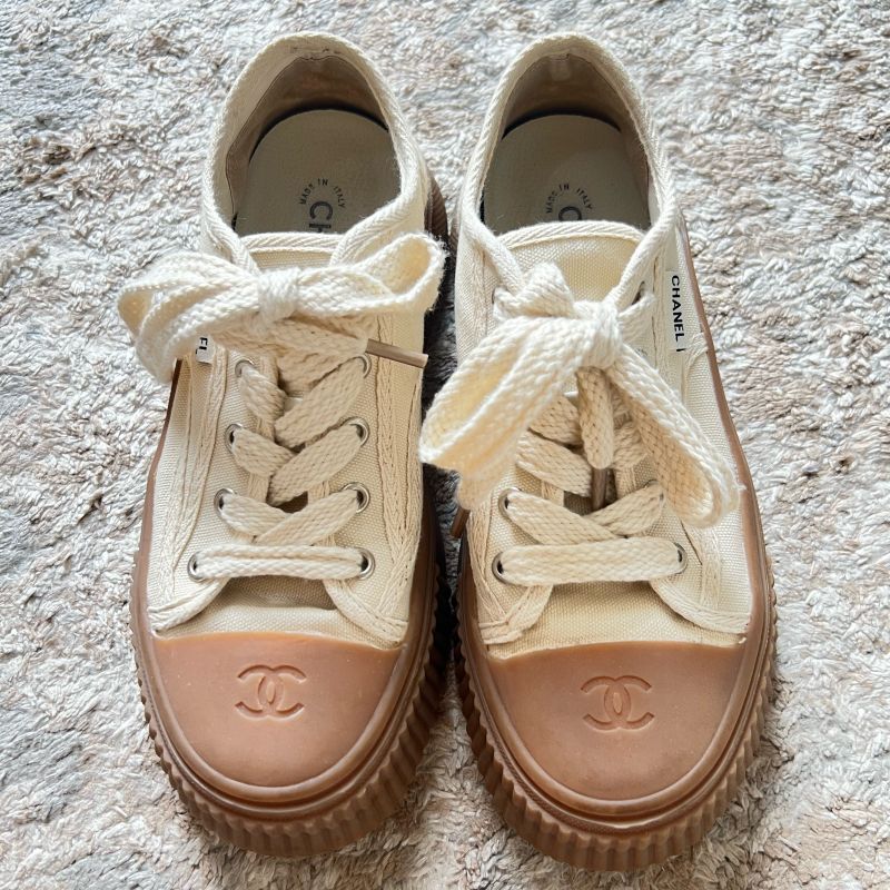 Tenis best sale chanel laranja