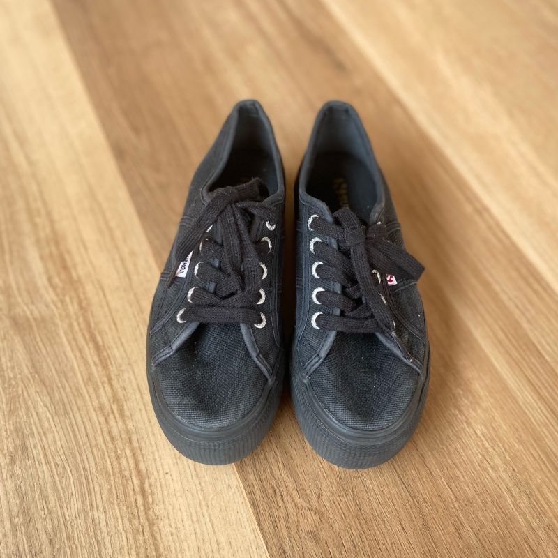 Superga sales plataforma preto