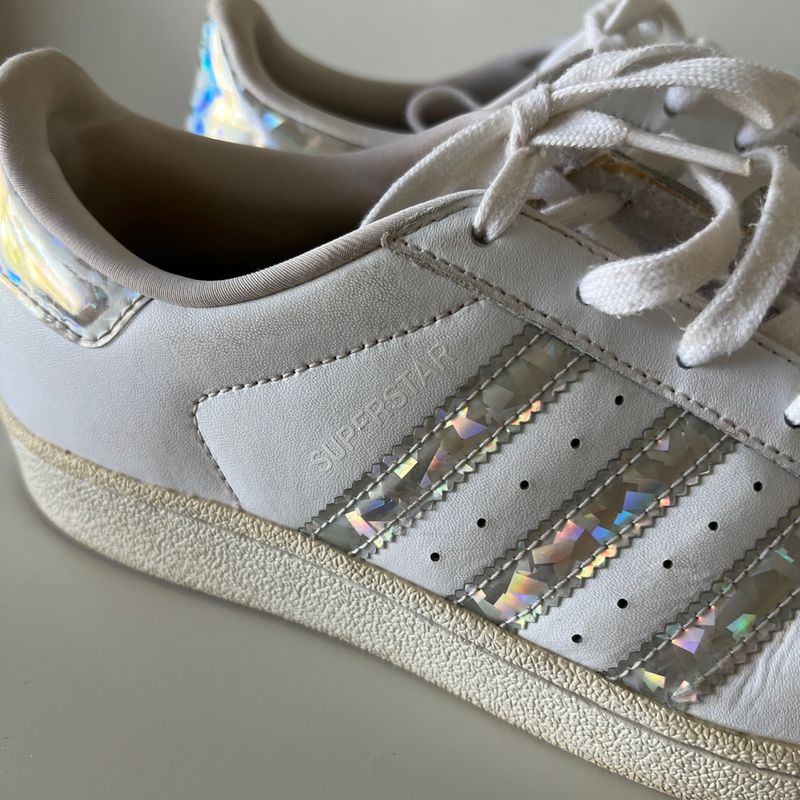 Tenis adidas store superstar holográfico feminino