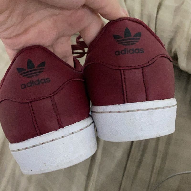 Tenis adidas best sale slip on vinho