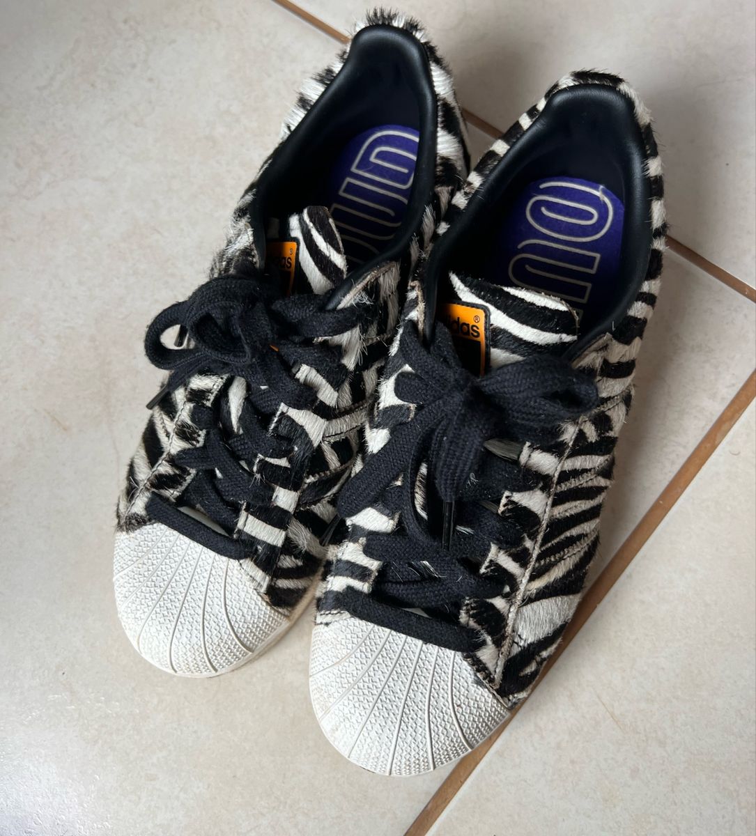 Adidas superstar hot sale zebra