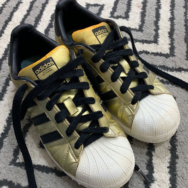Tênis Superstar Dourado e Preto Adidas Original Tênis Feminino