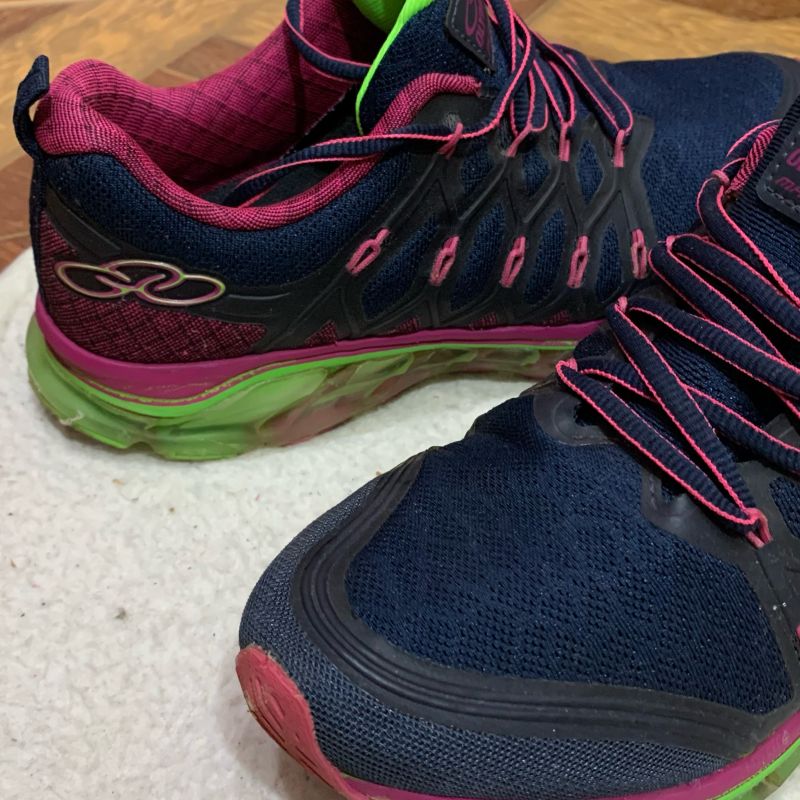Tenis com amortecedor em gel feminino olympikus shop