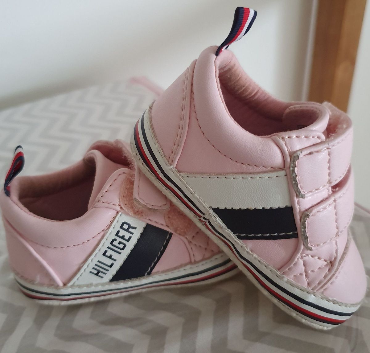 tenis bebe tommy hilfiger