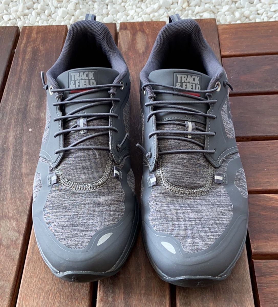 tenis track field masculino