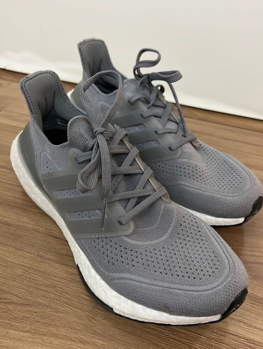 Ultraboost cinza store