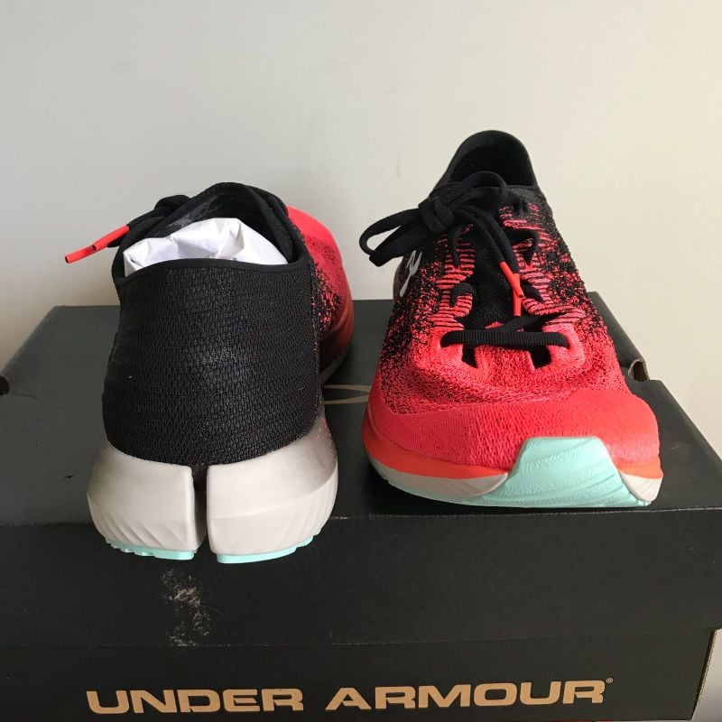 Tenis under discount armour threadborne blur