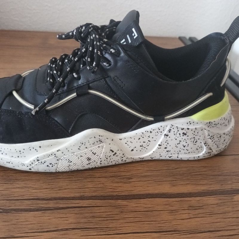 Tenis fiever é store bom