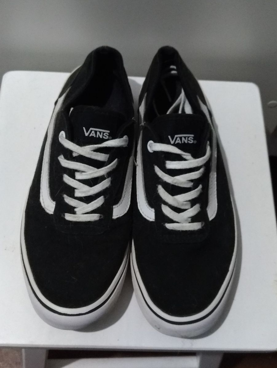 vans atwood 37