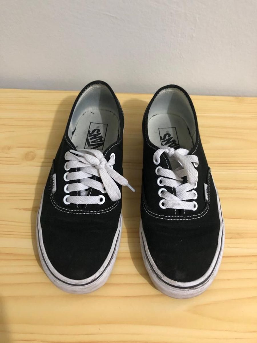 vans authentic preto e branco