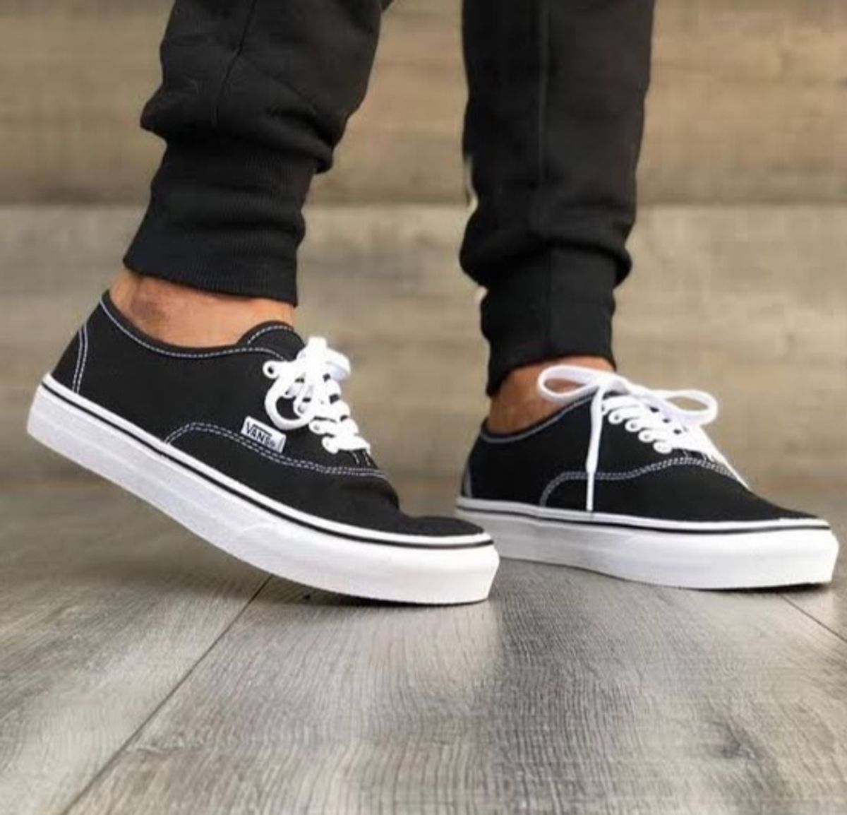 Tênis Vans Authentic Feminino Masculino Barato Desconto Liquidação Novo Na Caixa 34 | Tênis Feminino Vans Nunca Usado 44432653 | enjoei