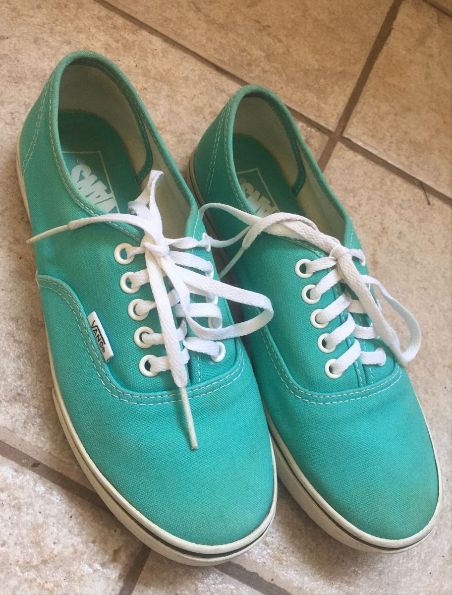 tenis vans verde agua feminino