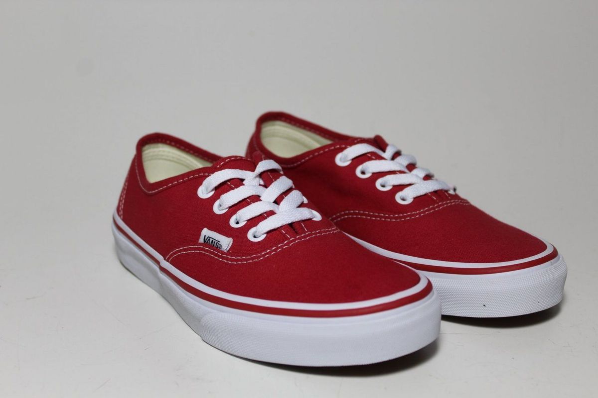 vans branco e vermelho