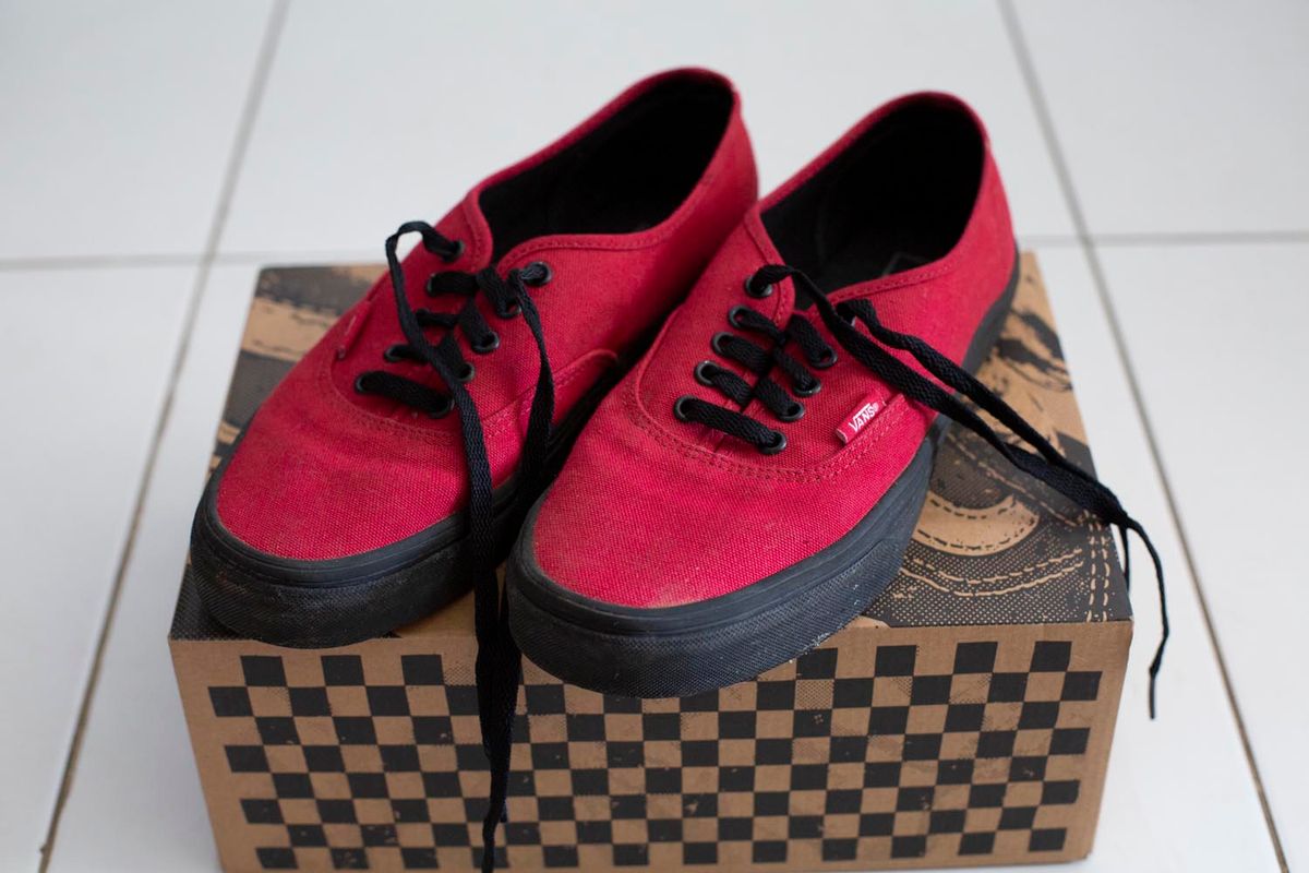 Tenis Vans Authentic Vermelho Preto Vans Nunca Usado 95896637 enjoei