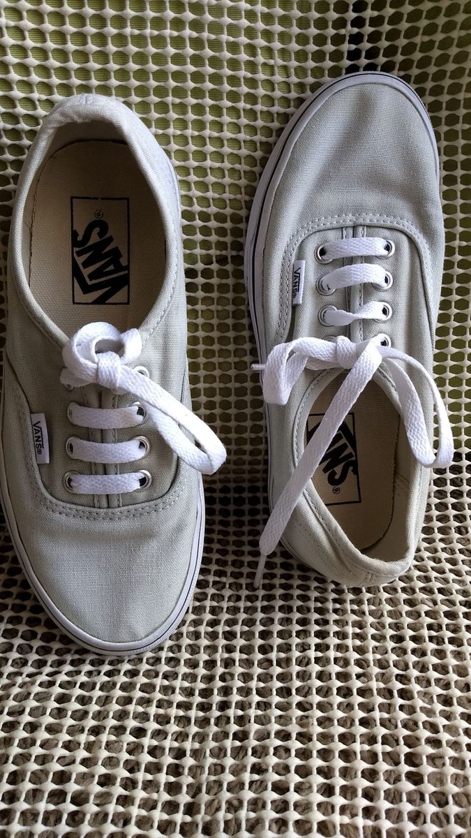 vans cinza claro