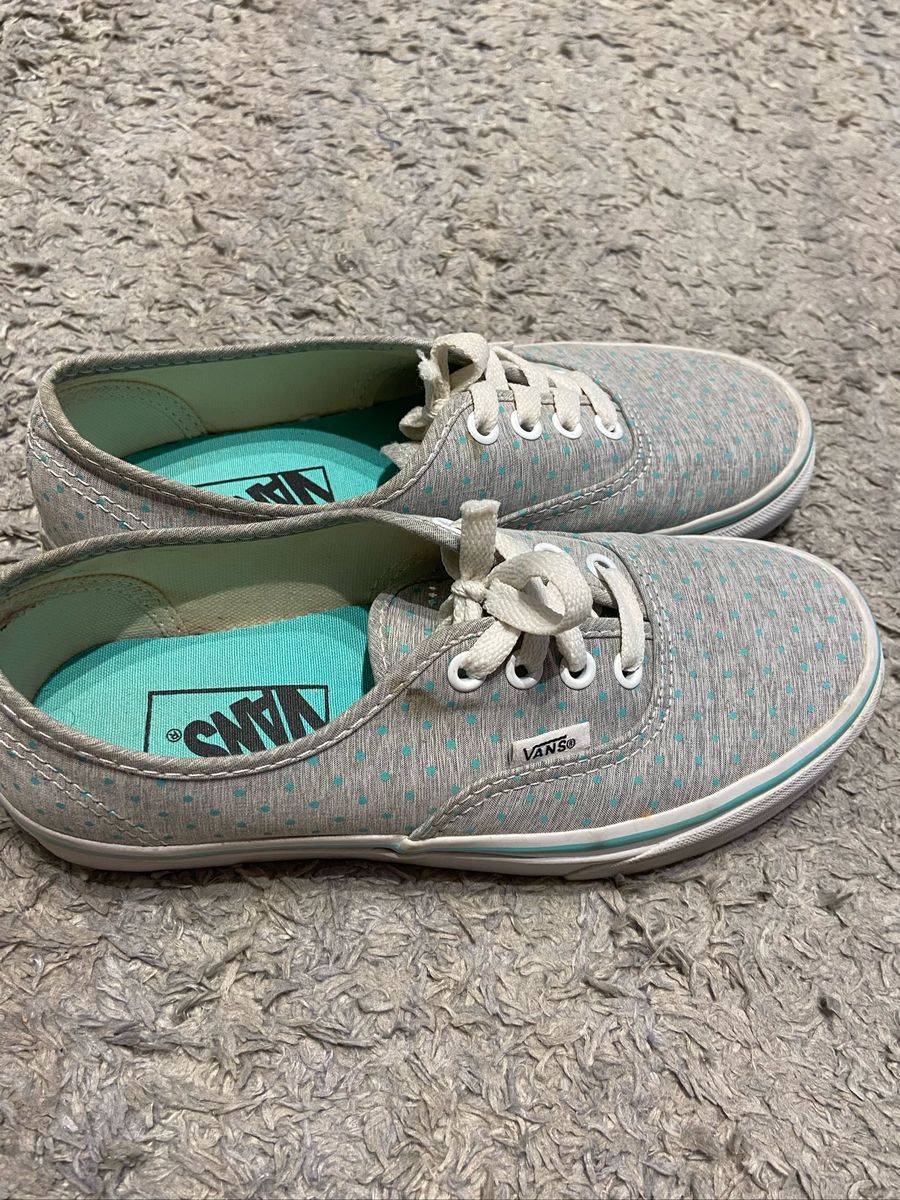 tenis vans cinza e verde