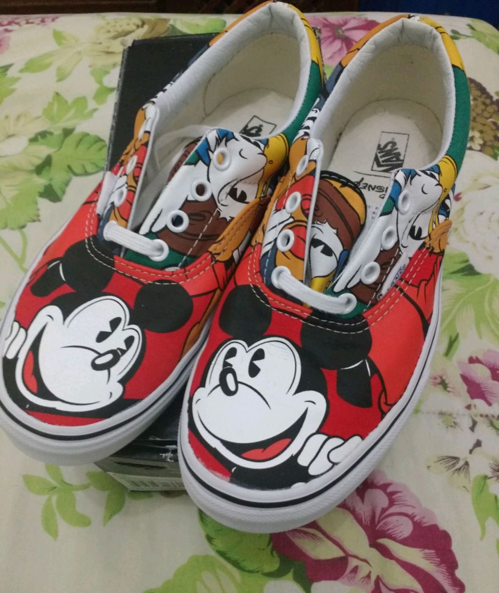 tênis vans mickey