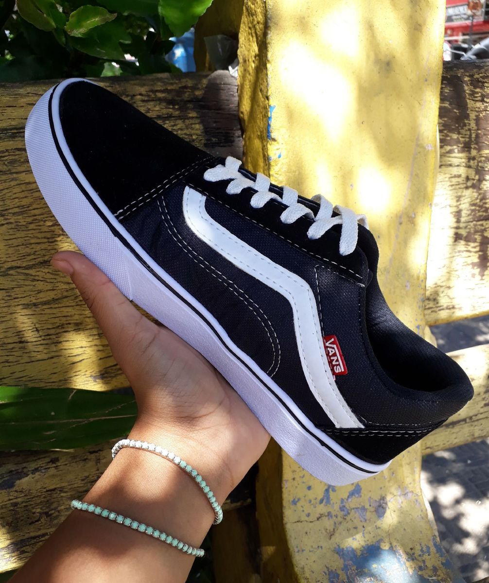 tenis vans esportivo feminino