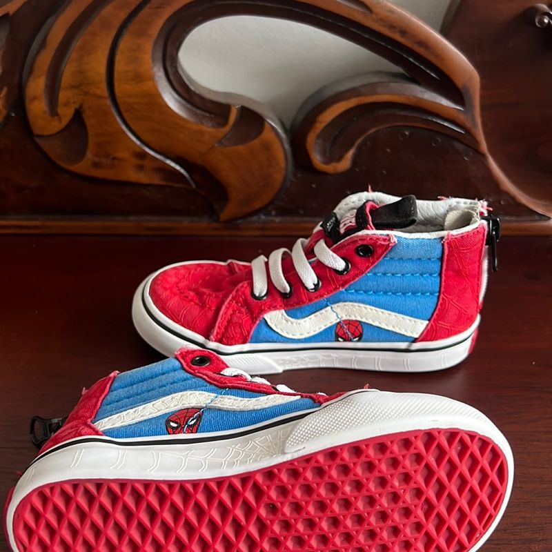 Tenis vans hot sale homem aranha