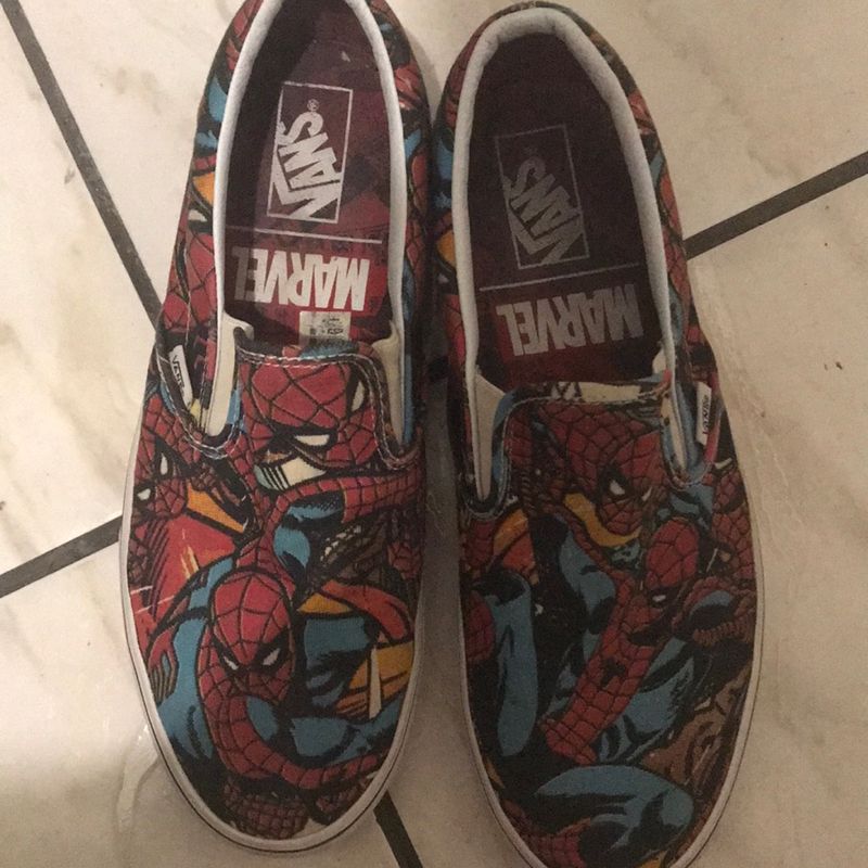 Vans best sale marvel tenis