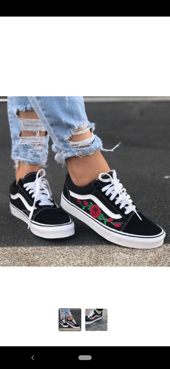 tenis vans preto com rosas vermelhas