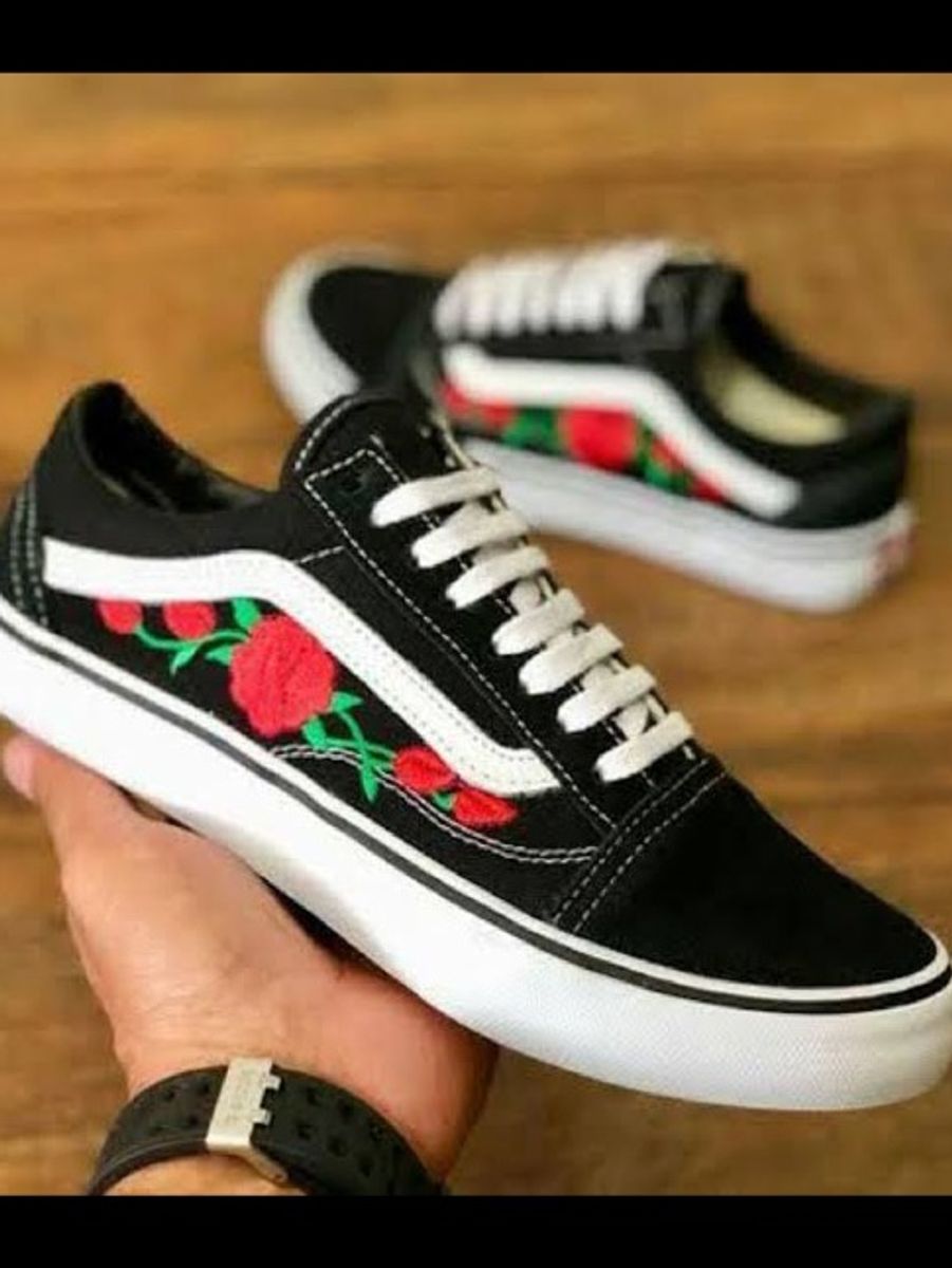 tenis vans old skool com flor