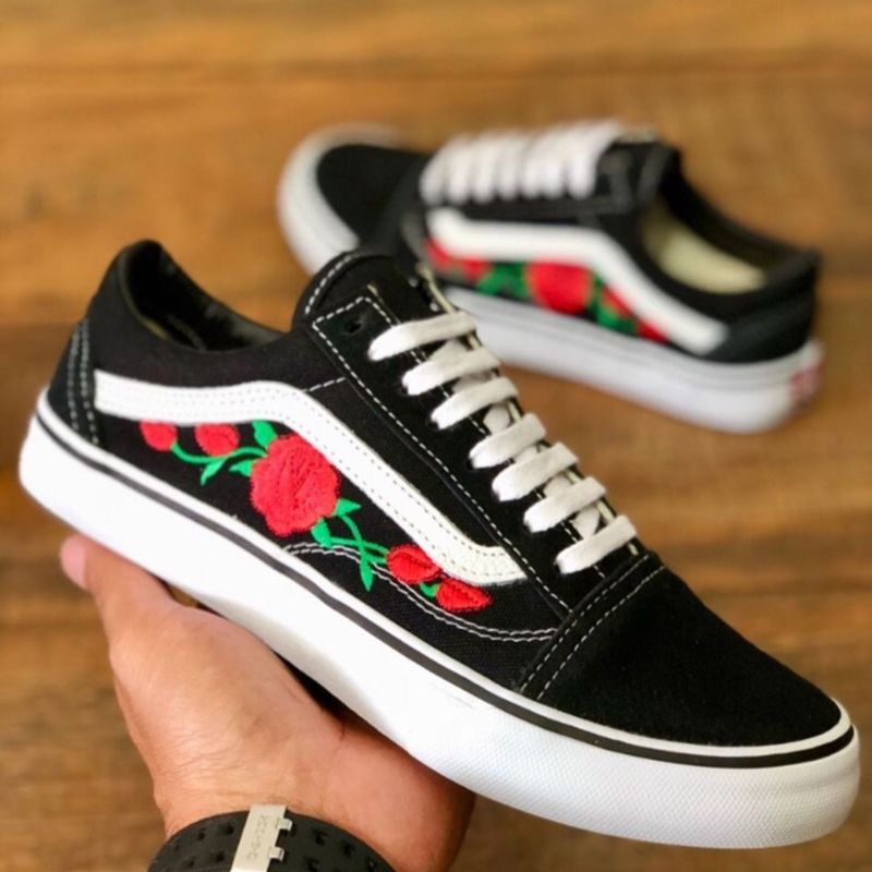 Vans old skool preto best sale e vermelho