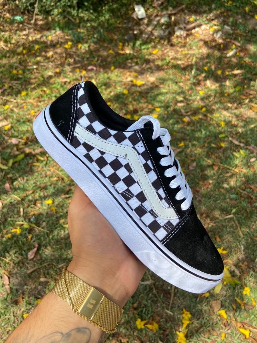 tenis vans branco com listra preta