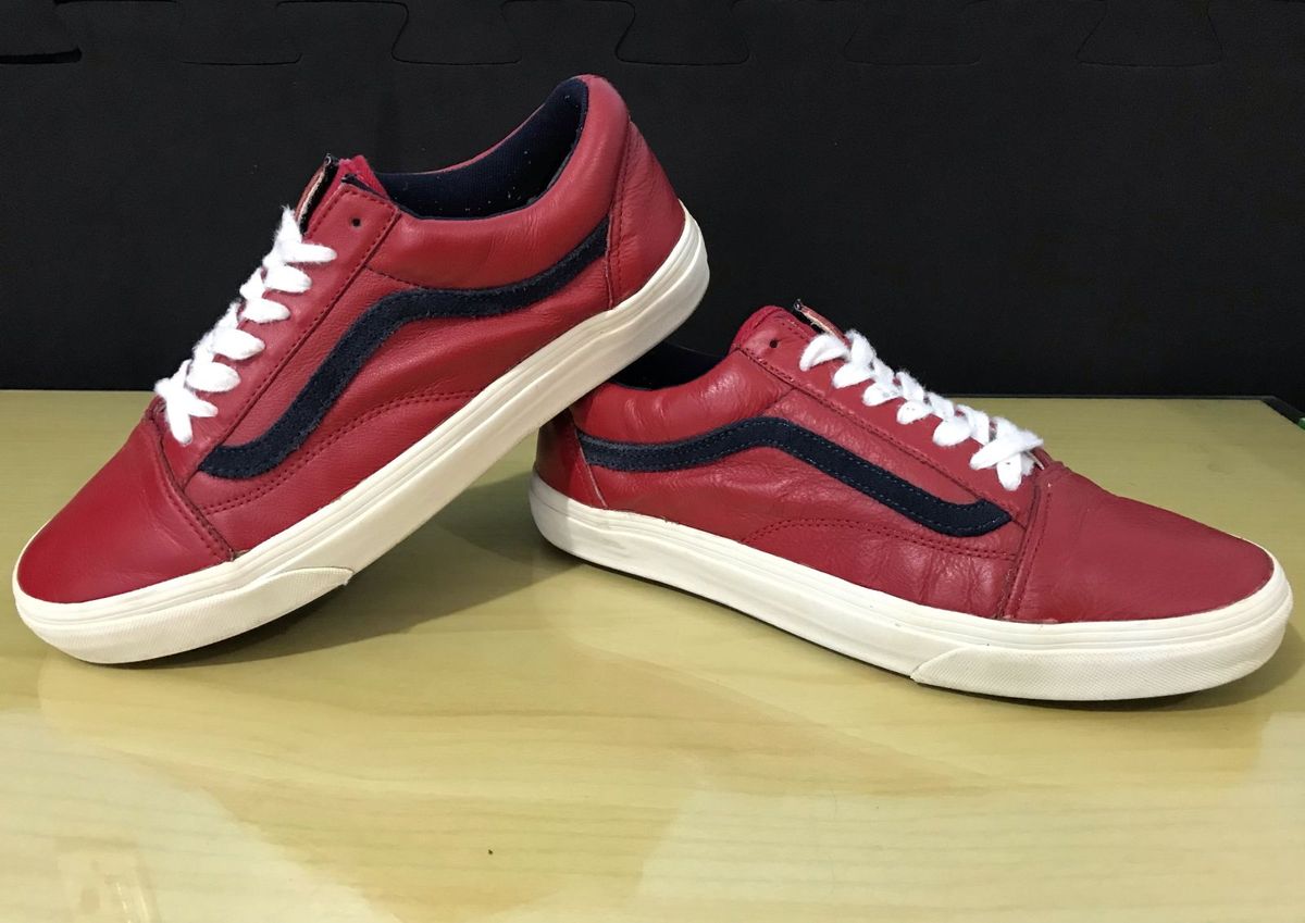 vans vermelho e azul