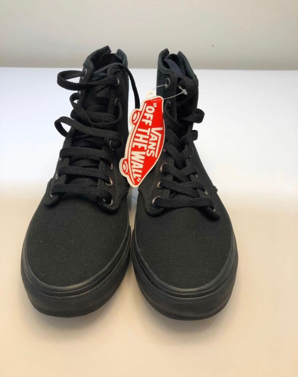 tenis vans feminino preto cano alto