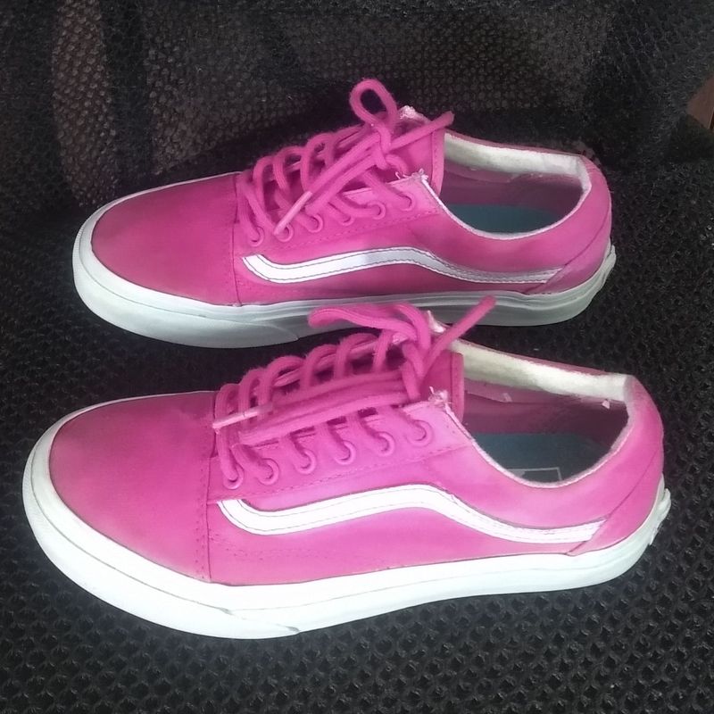 Tenis rosa sale e branco vans