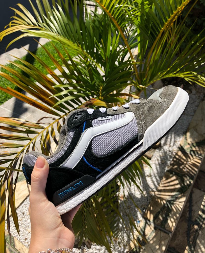 vans xlt elite rowley