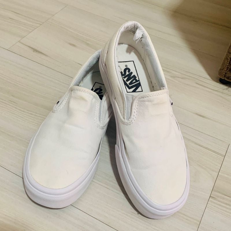 Vans branco slip sales on