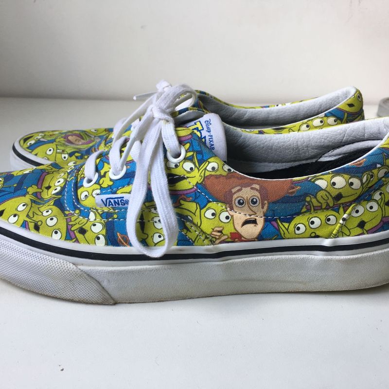 Tenis Vans Toy Story Aliens Tenis Feminino Vans Usado 31547218 enjoei