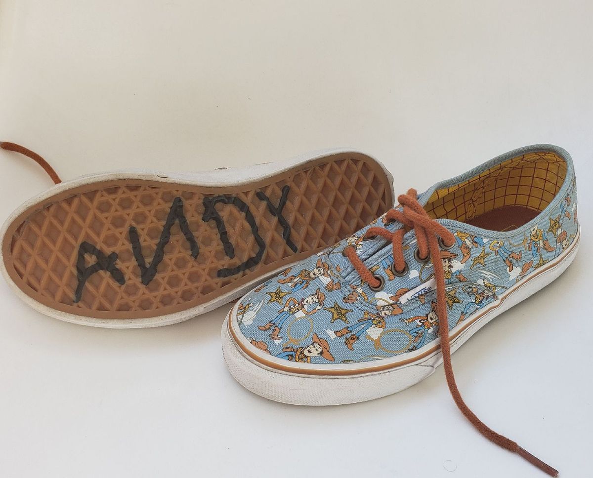 tenis infantil toy story