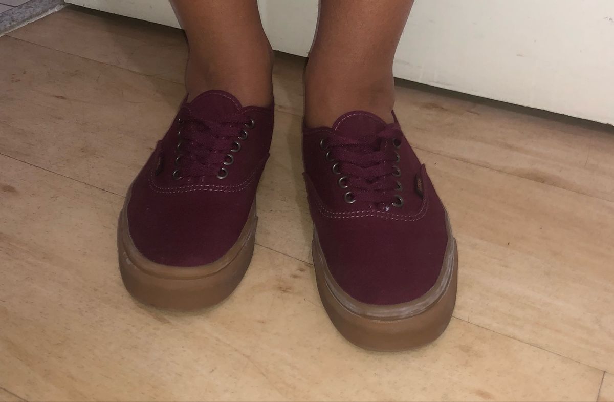 vans vinho e preto