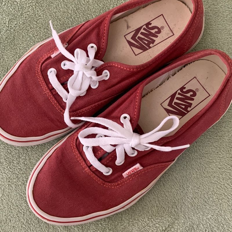 Tenis vans cor vinho hot sale feminino