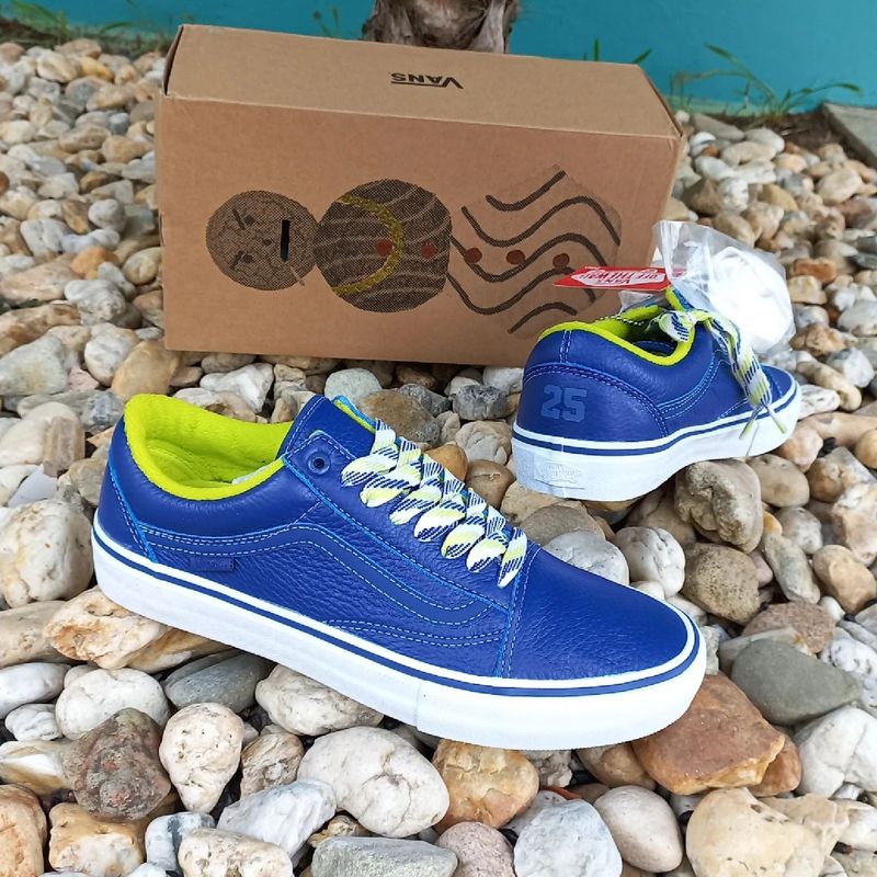 Vans old skool outlet collab